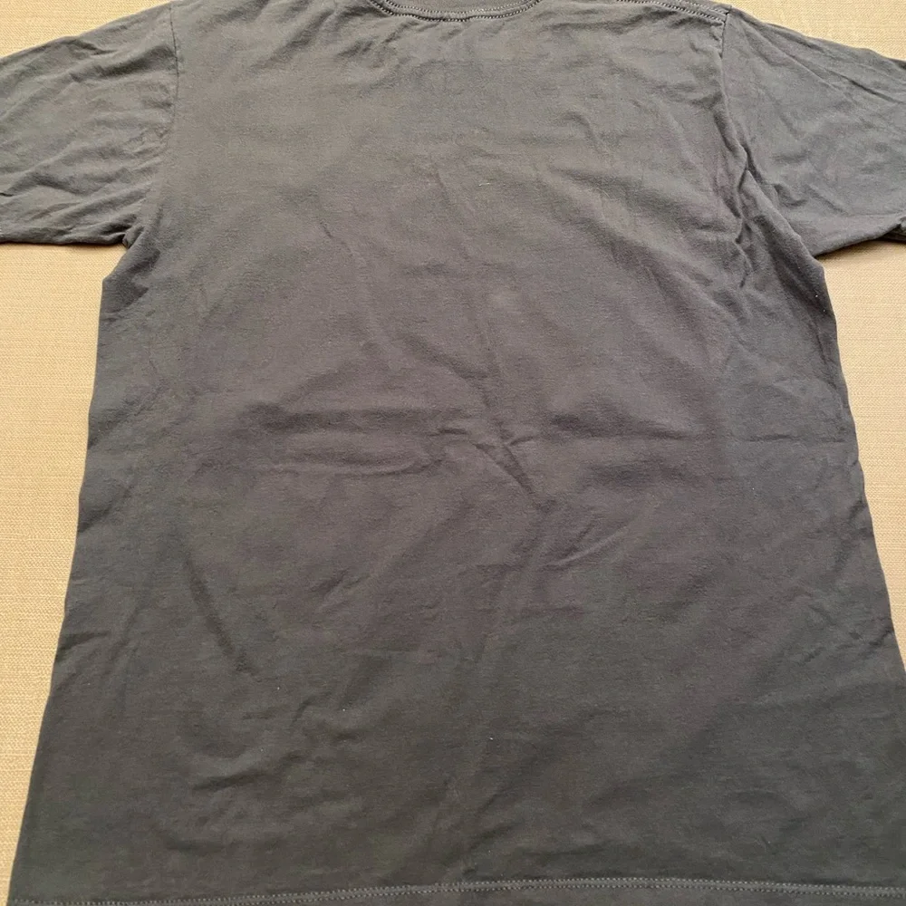 Freddie Mercury British Flag Gray Graphic T-shirt- 100% Cotton - Size Medium - Picture 4 of 6
